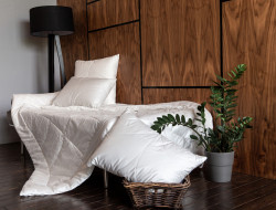 Одеяло стеганое GERMAN GRASS 64170 CAMEL WOOL GRASS 160x220 всесезонное