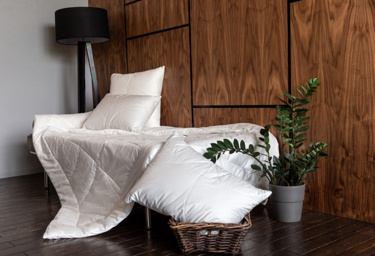 Одеяло стеганое GERMAN GRASS 64174 CAMEL WOOL GRASS 150x200 теплое