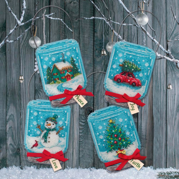 Набор для вышивания DIMENSIONS 70-08997 Рождественские украшения в банке 7,6 х 17,7 см