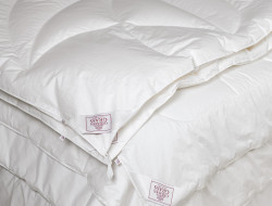 Одеяло пуховое стеганое GERMAN GRASS ALLIANCE DOWN GRASS всесезонное Light 150х200