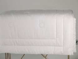 Одеяло стеганое из эвкалиптового волокна FLAUM HOME CHARM 200х220 всесезонное