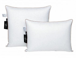 Подушка пуховая Lucky Dreams BLISS 68х68 средняя