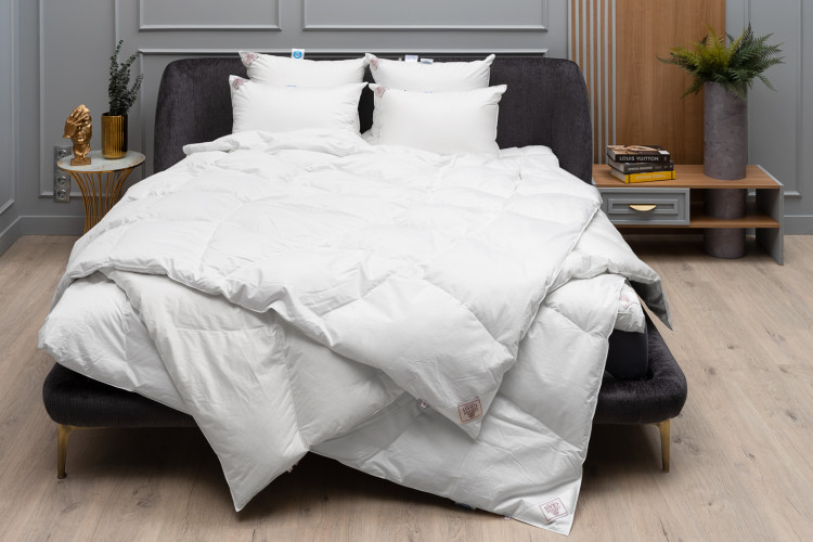 Одеяло кассетное GERMAN GRASS 31170 AIR DOWN GRASS 160x220 всесезонное