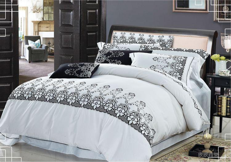 Постельное белье из сатина с вышивкой CRISTELLE BEDING SET TCR04-02 евро