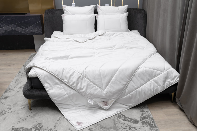 Одеяло стеганое GERMAN GRASS 158190 MERINO WOОL GRASS 200x200 всесезонное